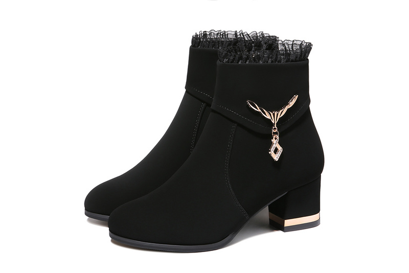 2025 shoes collection SKU-2025079